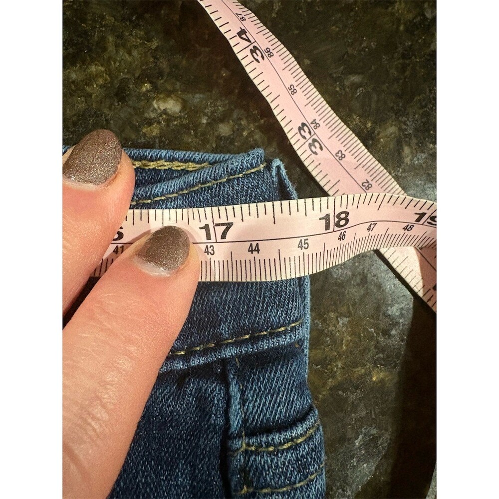 Levi's 311 Shaping Skinny Jeans Womens Size 33 Dark Wash Blue Stretch - Picture 6 of 8